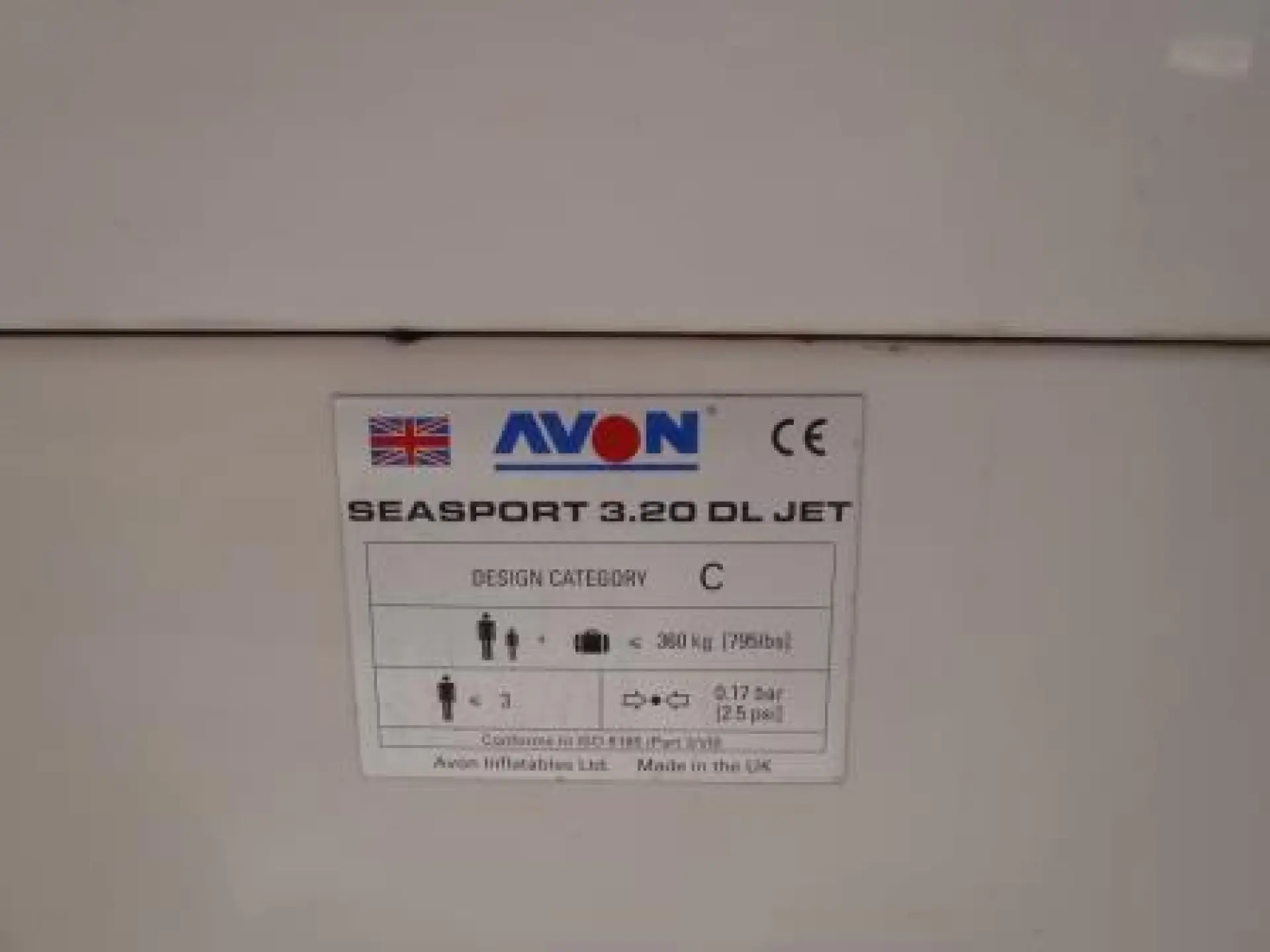 Avon Seasport 320 DL Jet — 7/8