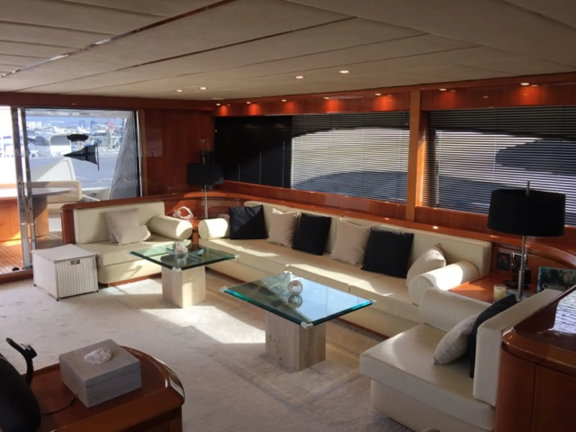 Astondoa 82 GLX - Milenium — 17/41