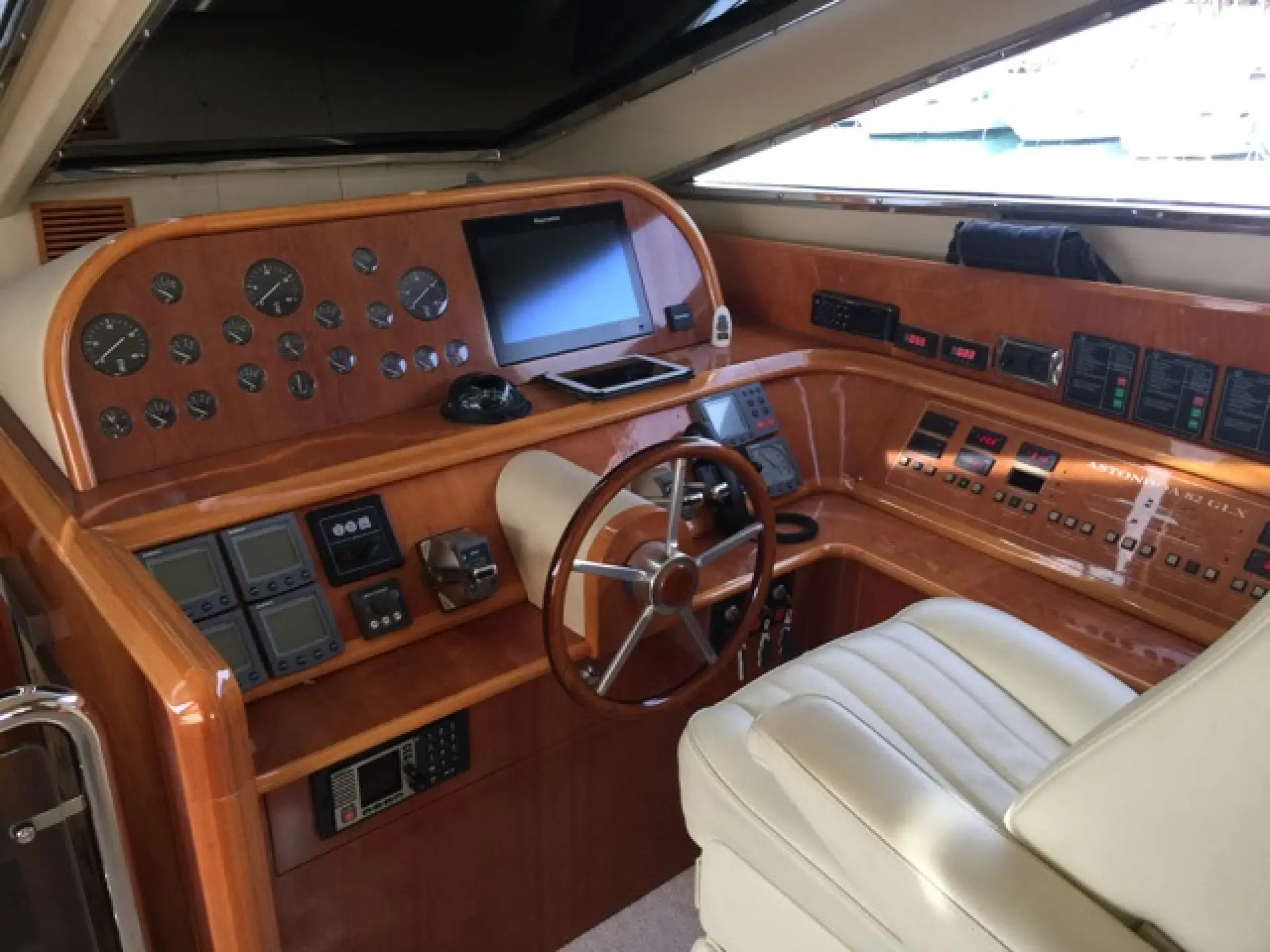Astondoa 82 GLX - Milenium — 27/41