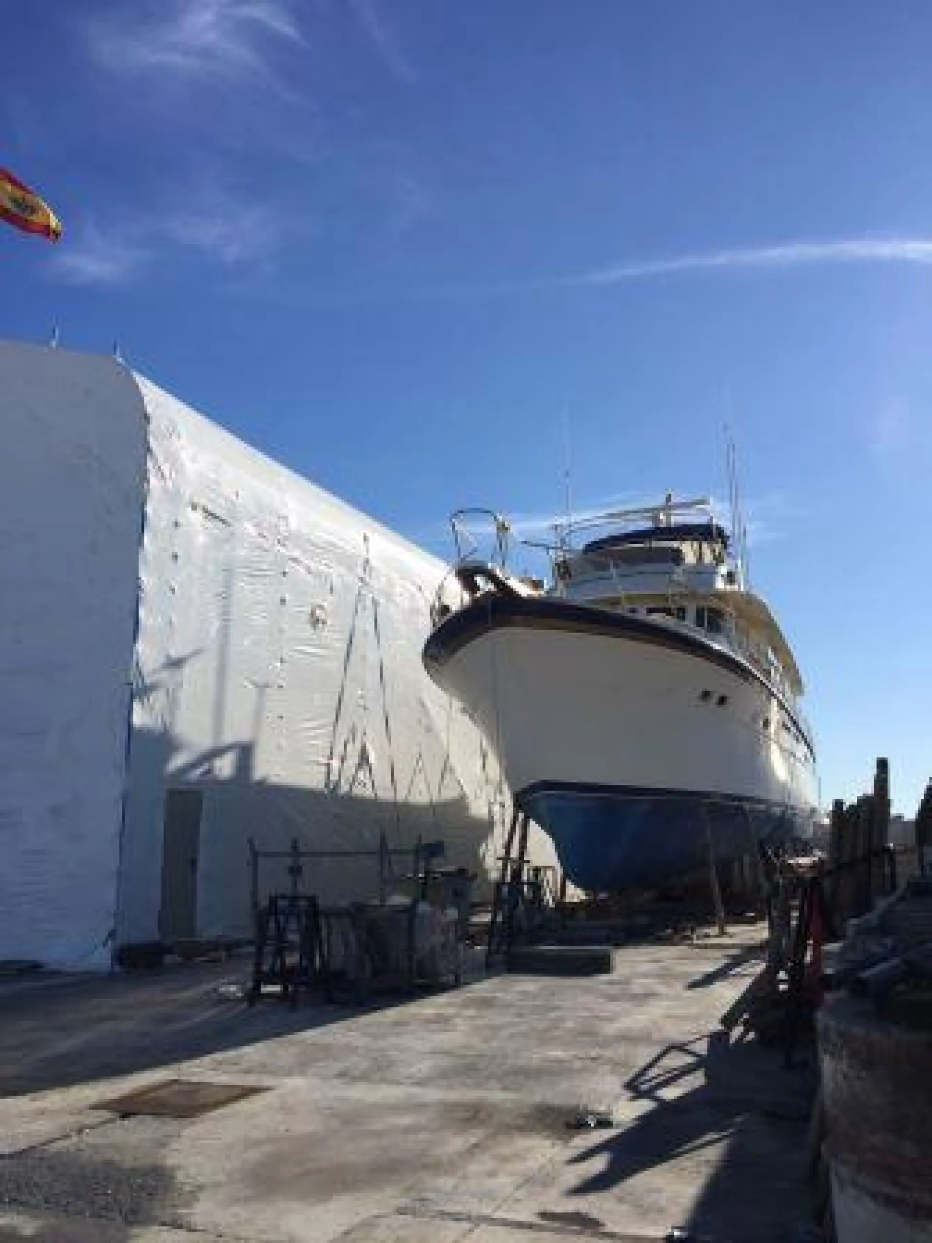 Hatteras 70 — 2/29