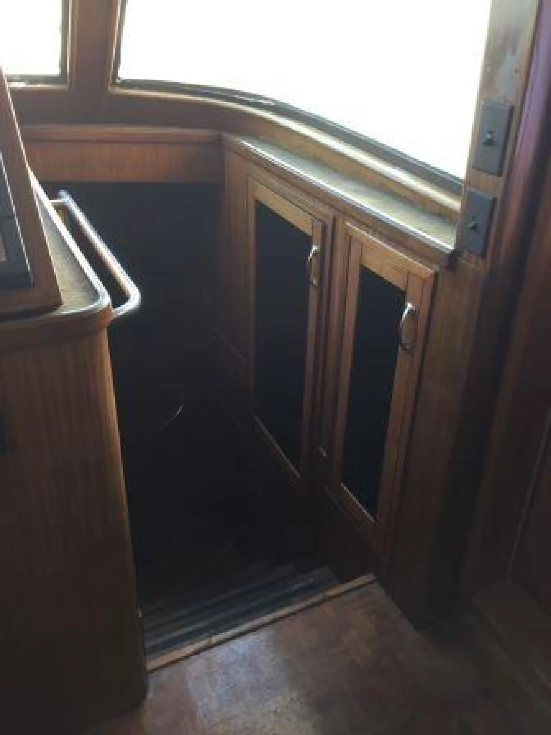 Hatteras 70 — 20/29
