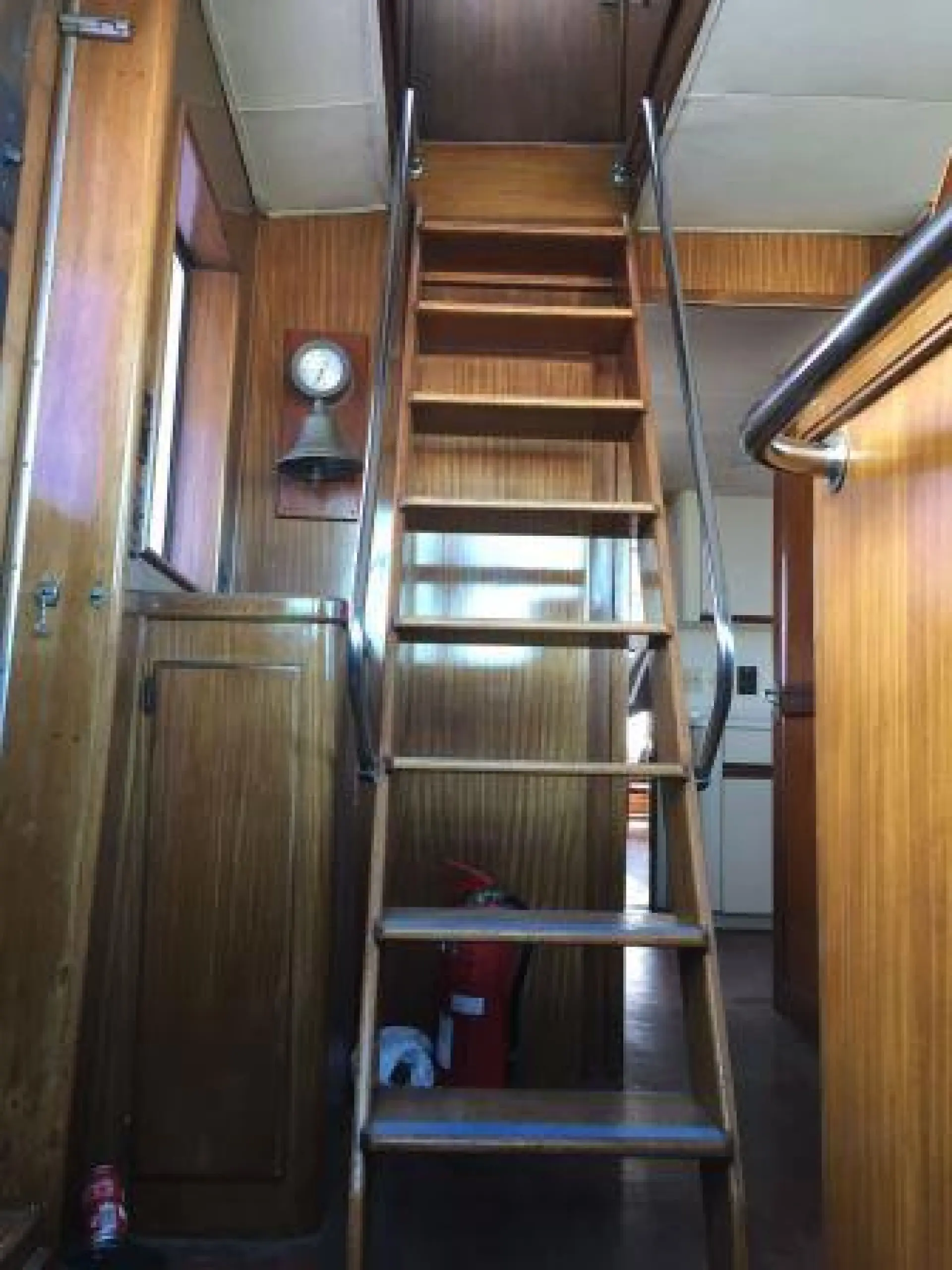 Hatteras 70 — 29/29