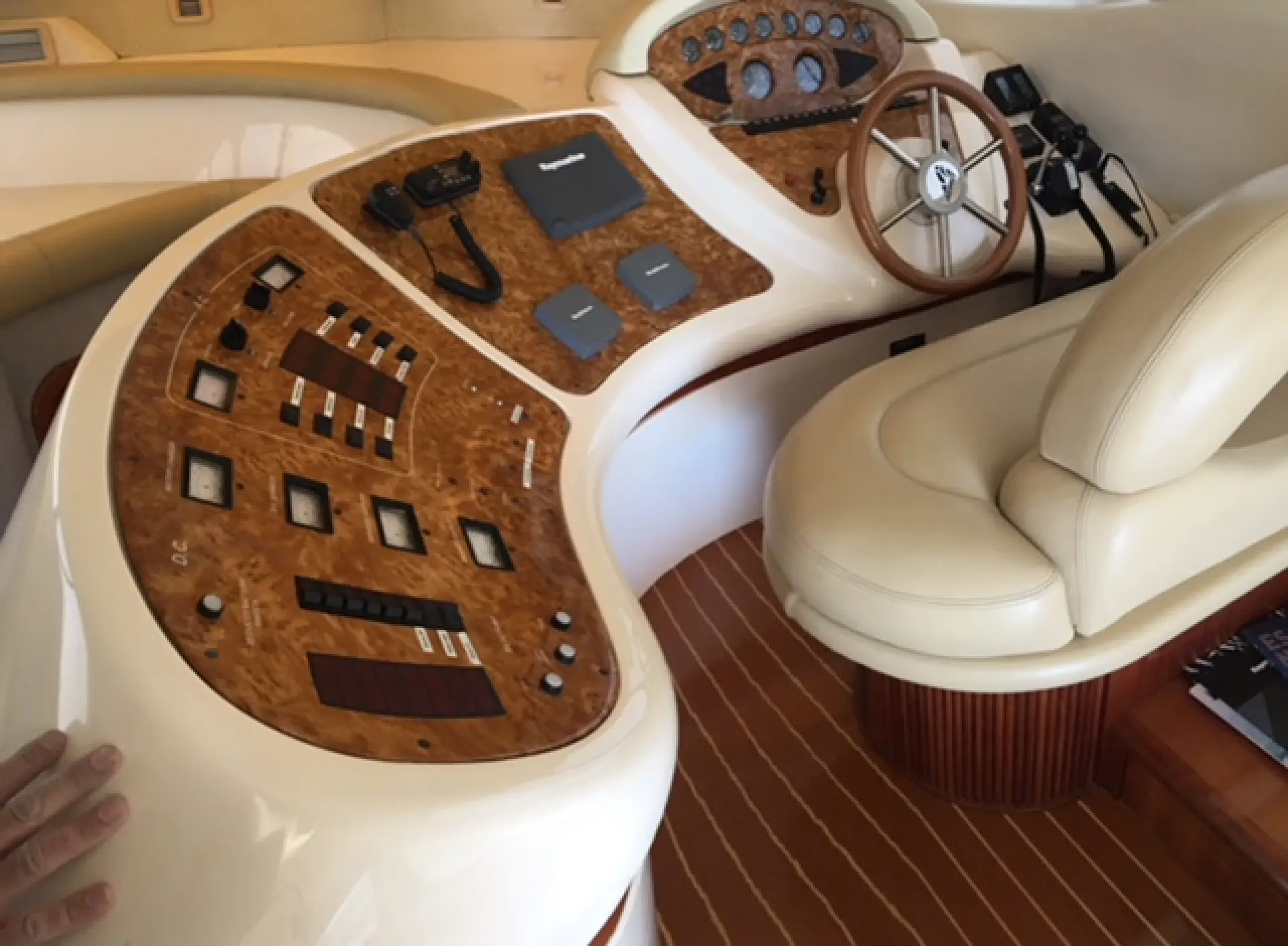 Azimut 46 — 9/25