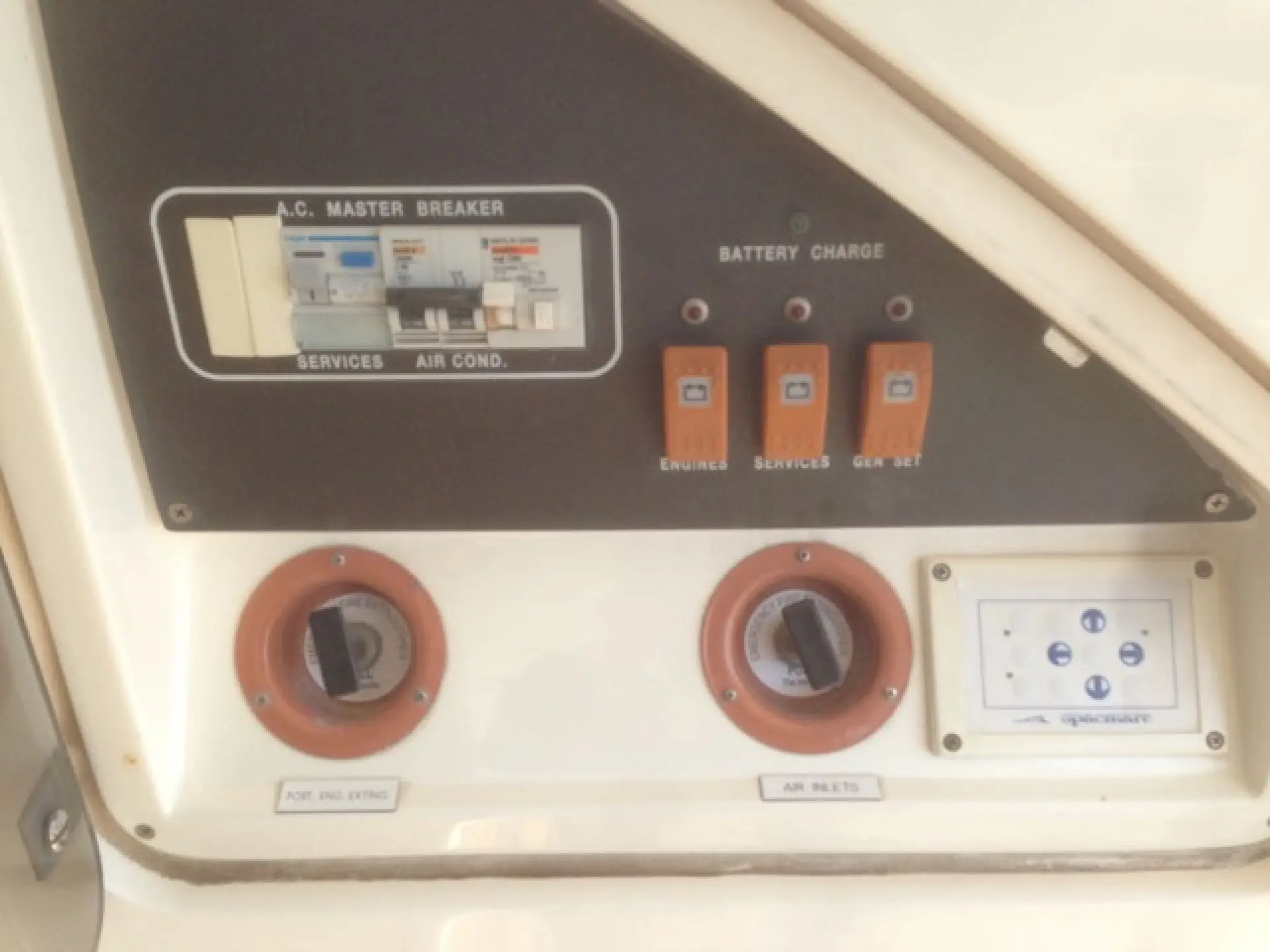 Azimut 46 — 15/25