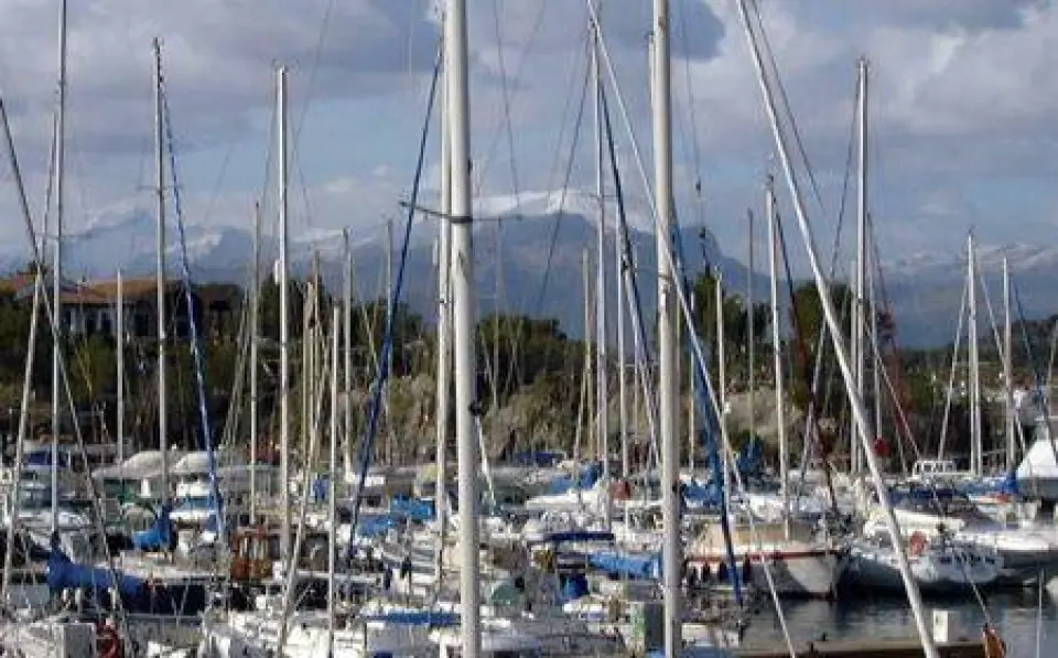 Pasar el invierno a bordo
