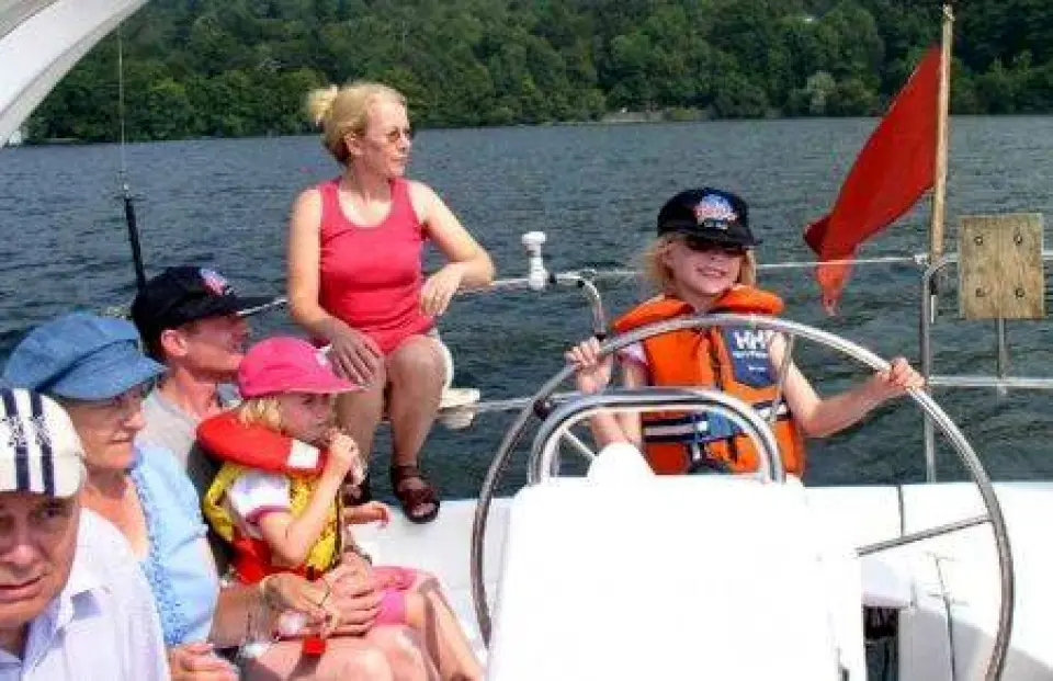 Invitados a bordo o por la borda
