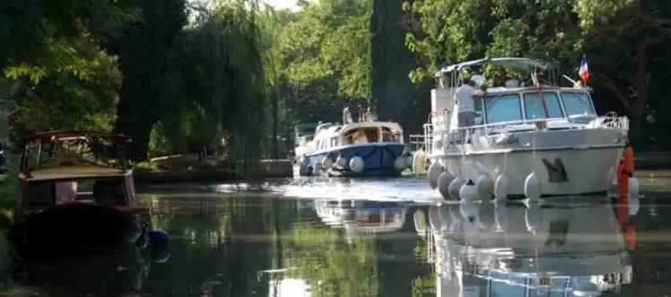 RideSea Canales del Midi; las peniches, los barcos de los canales