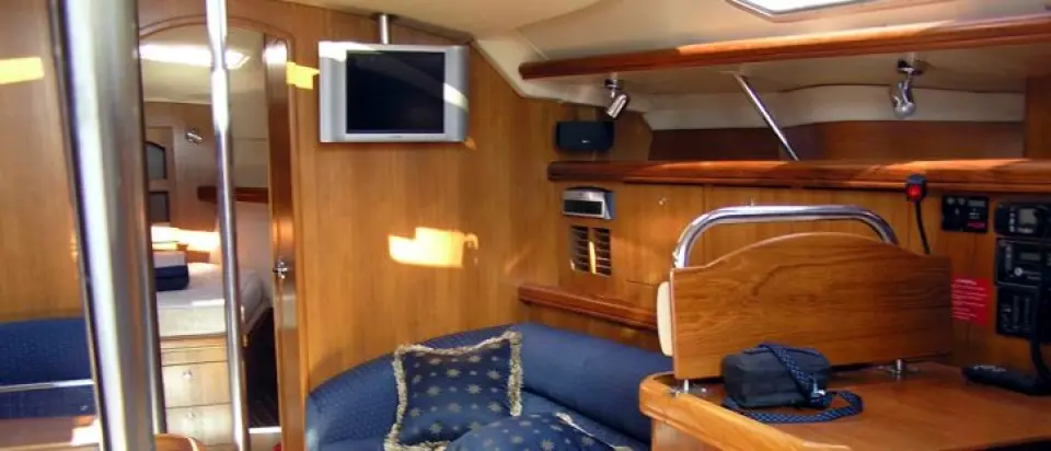 Antenas VDO; la televisión satélite en el barco