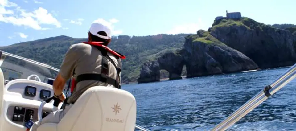 Ride Sea; la Costa Vasca desde el mar I