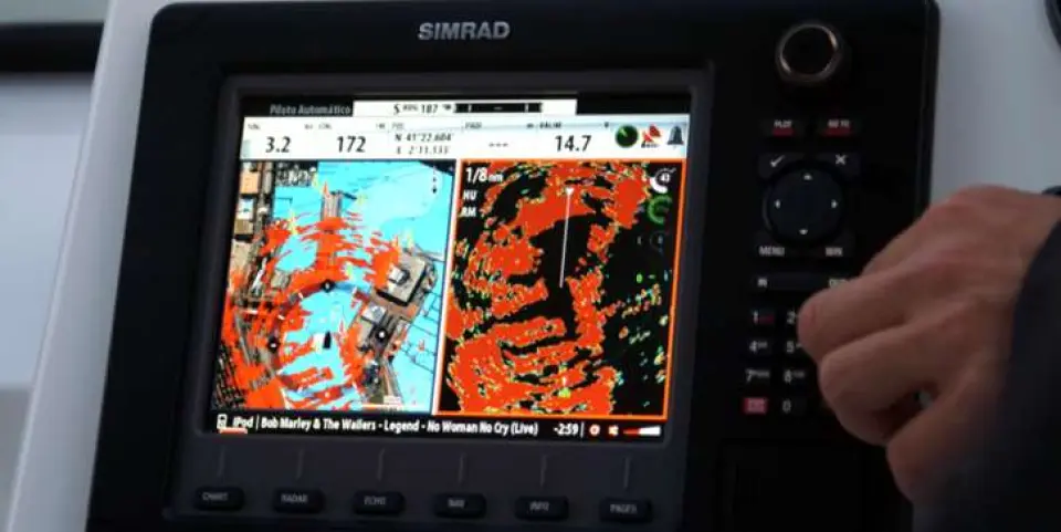 Simrad al descubierto; la verdad está ahí fuera