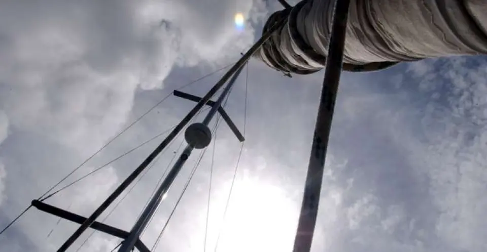 Cruzar el Atlántico; preparar el barco; la cubierta