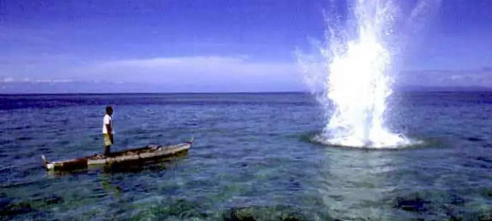 La brutal pesca con dinamita