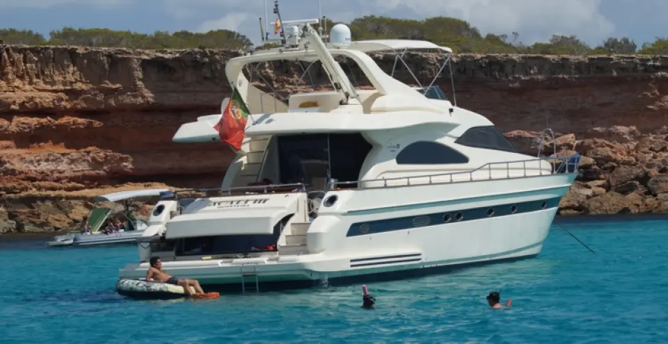 Automatiza tu barco; la potencia electro-hidráulica