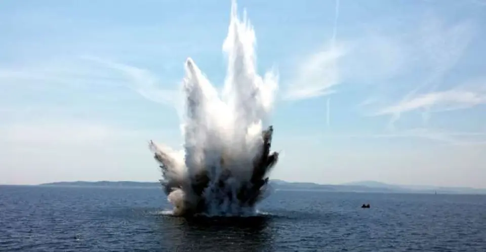 Fish bombing; destrucción total