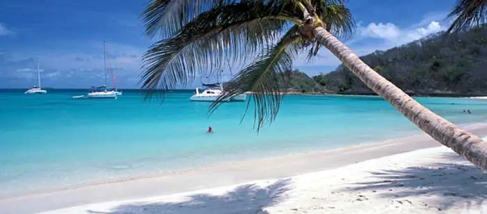 Disfruta una semana a vela por el Caribe