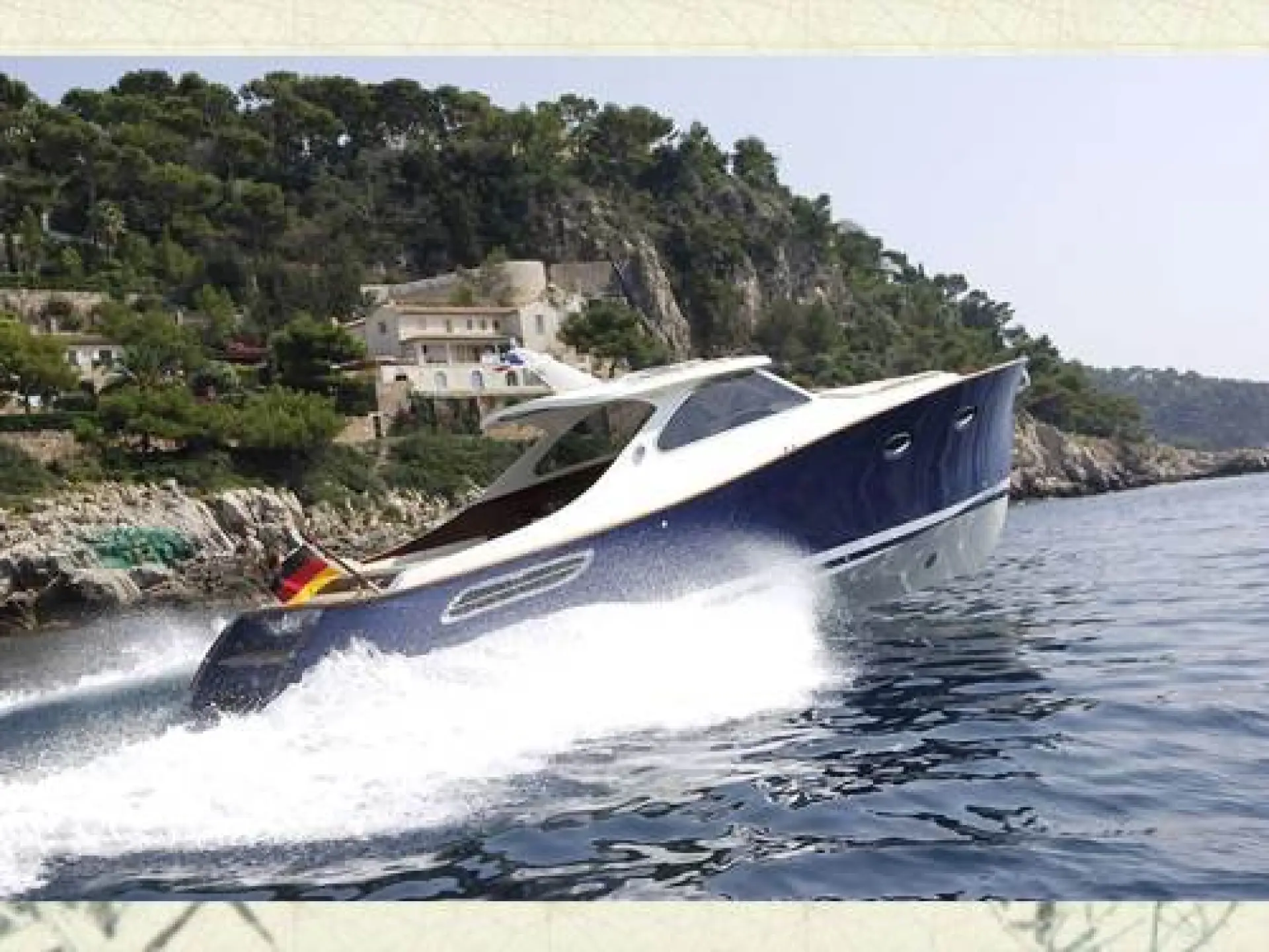Grand Azur 33 Classic — 1/60