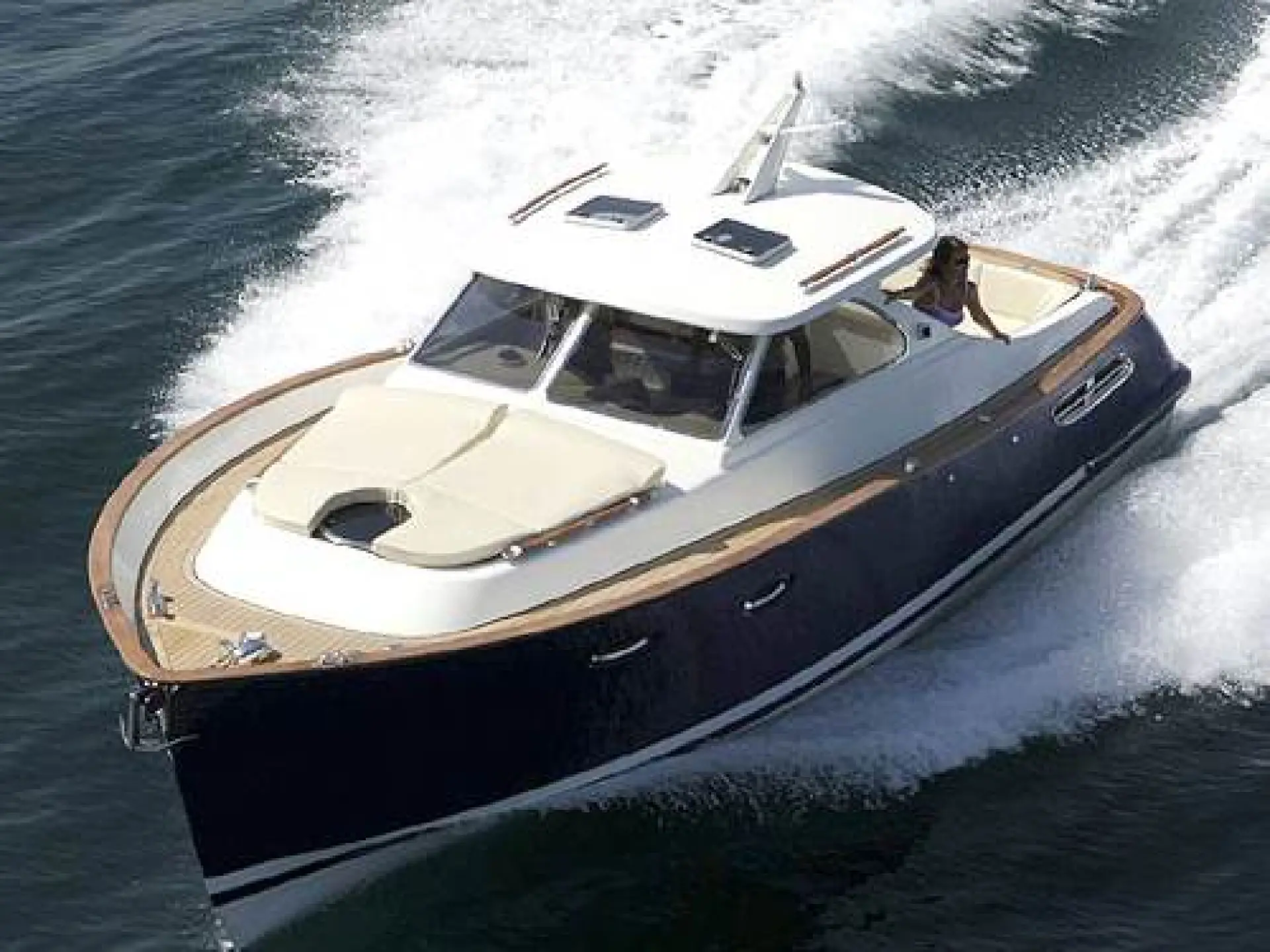 Grand Azur 33 Classic — 11/60