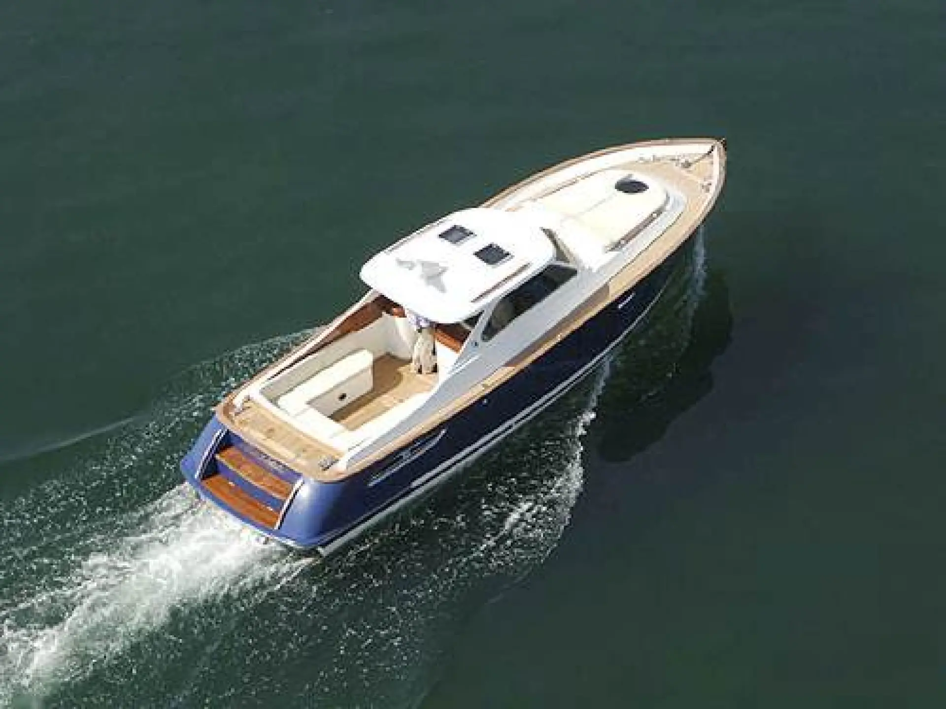 Grand Azur 33 Classic — 15/60