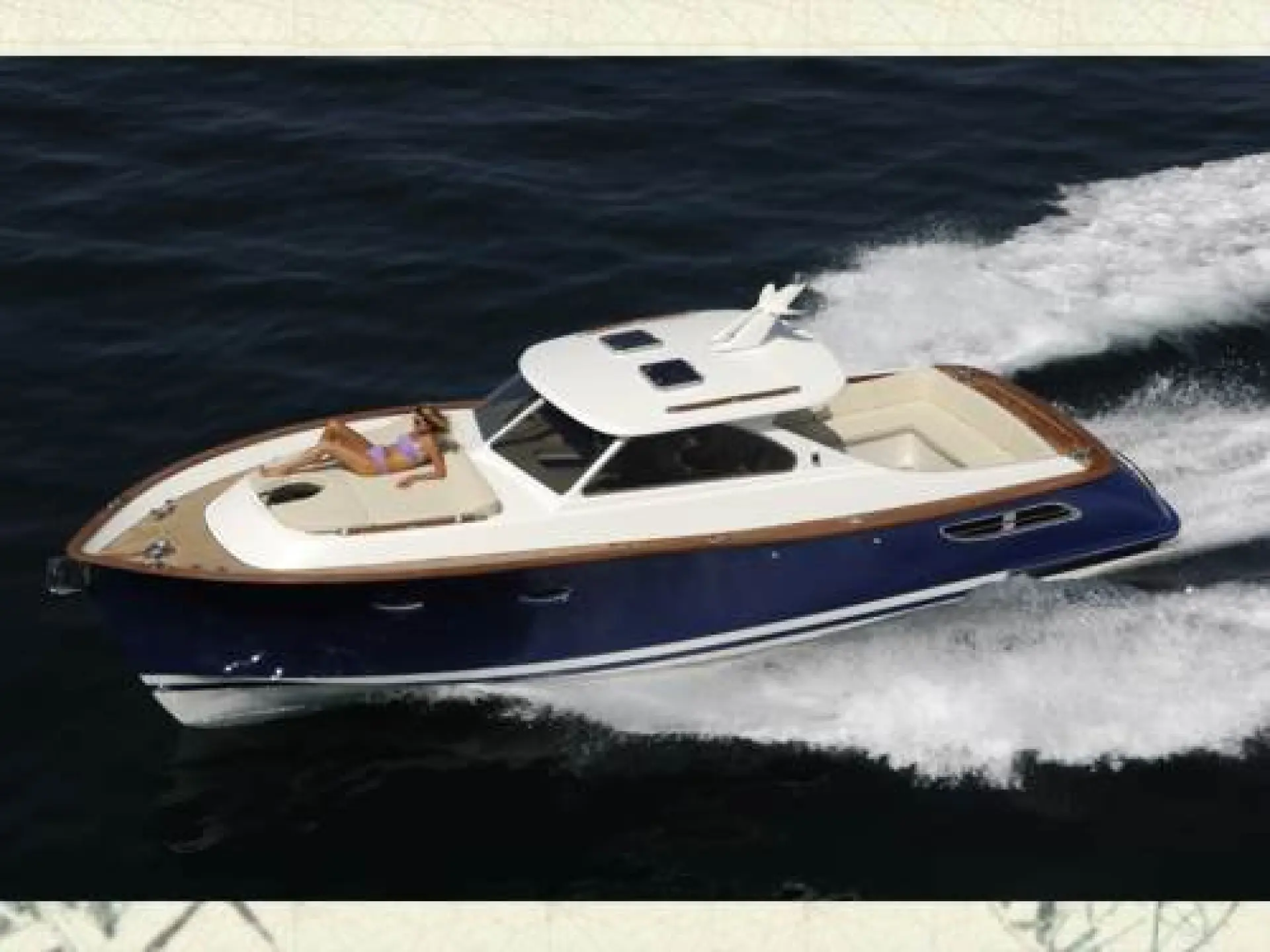 Grand Azur 33 Classic — 16/60