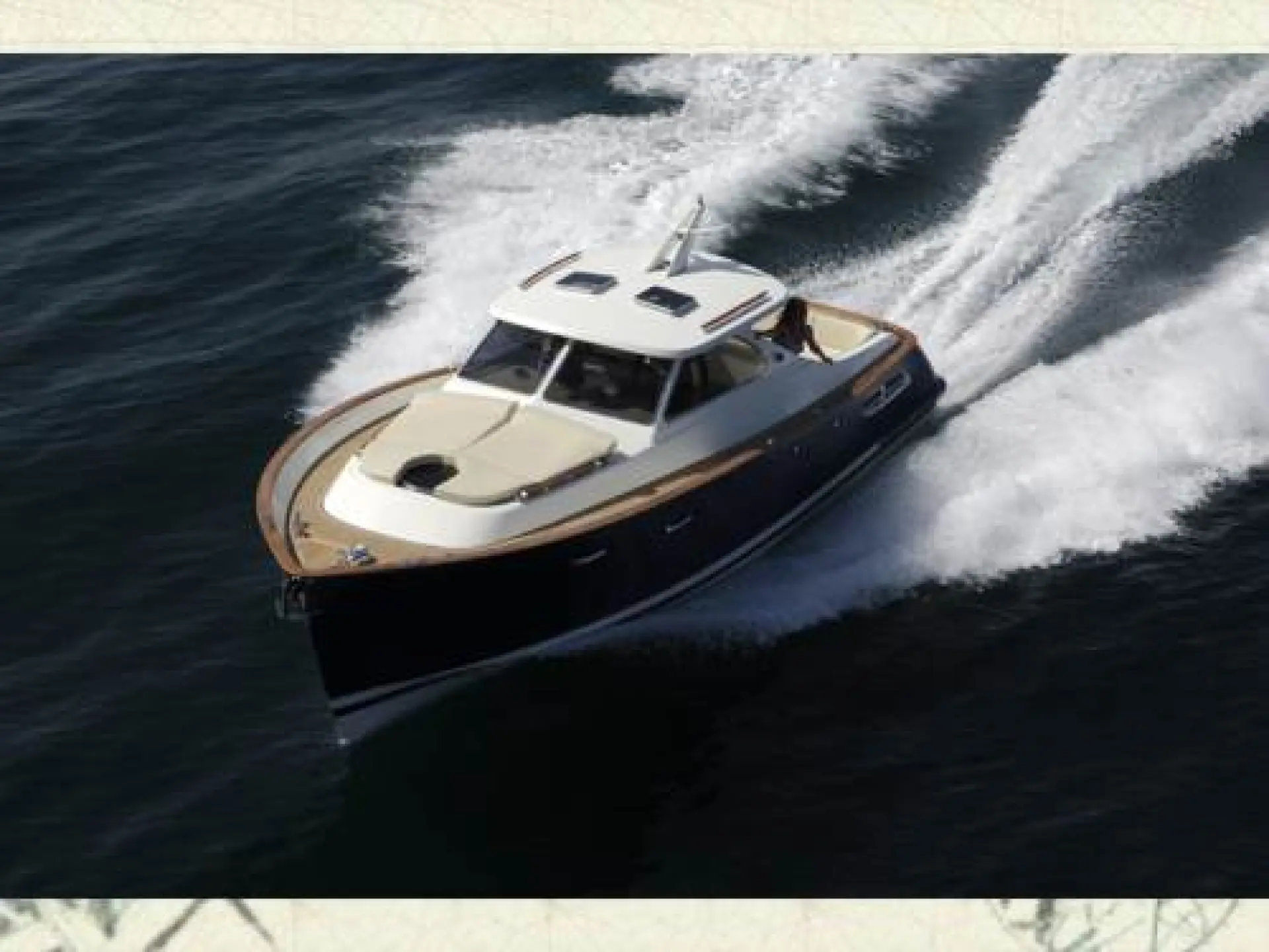 Grand Azur 33 Classic — 22/60