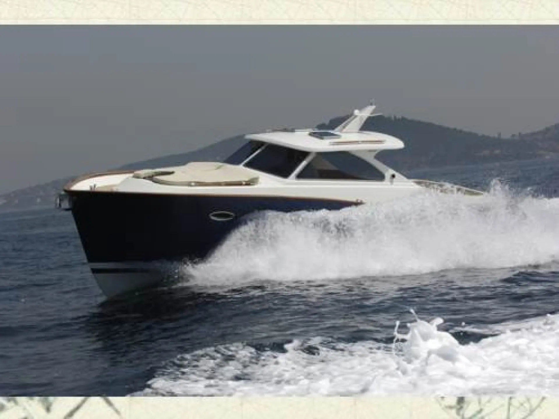 Grand Azur 33 Classic — 26/60