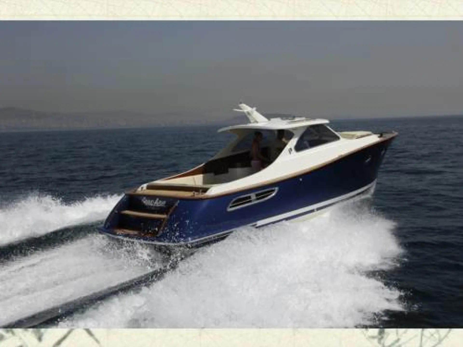 Grand Azur 33 Classic — 32/60