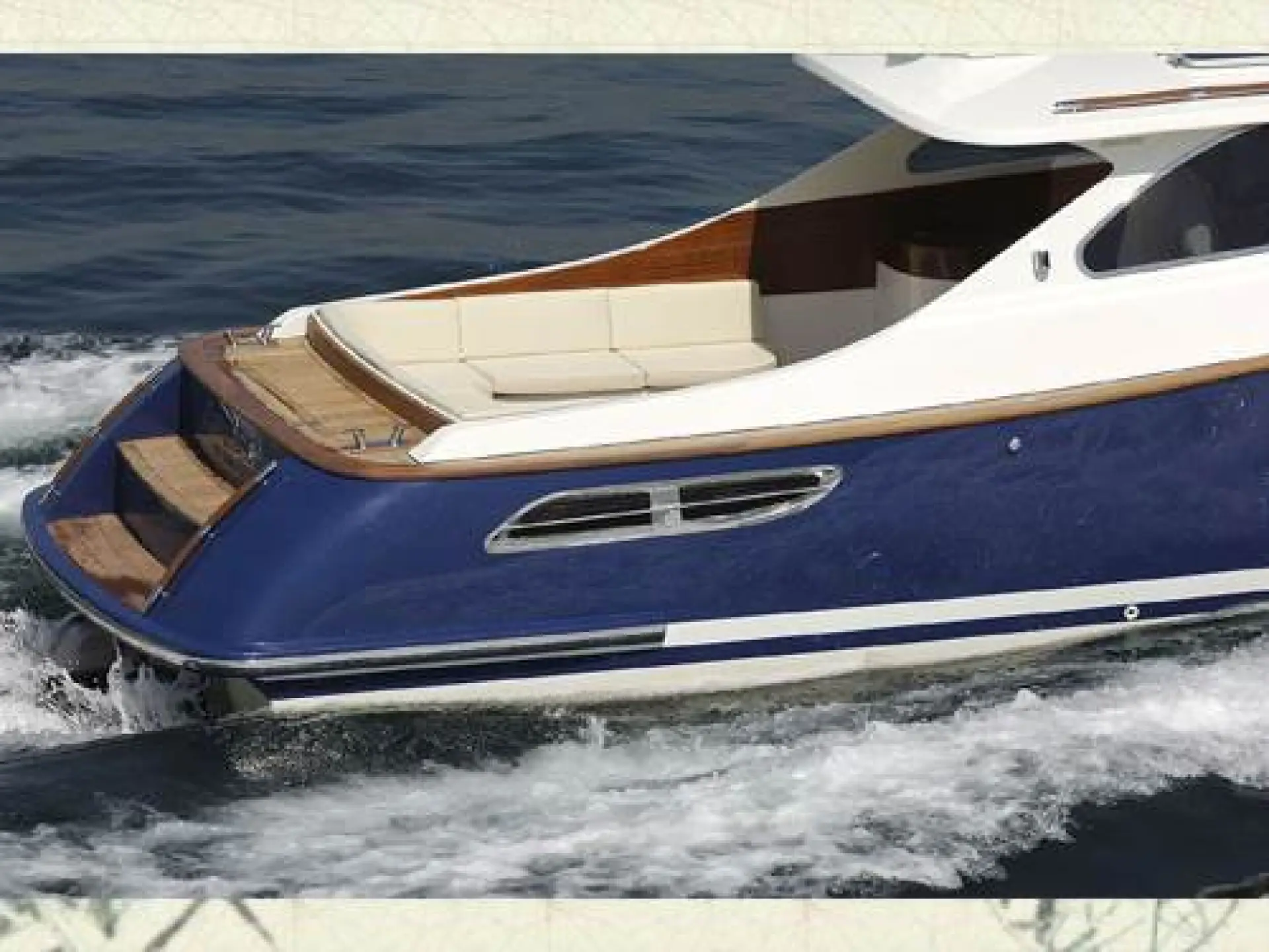 Grand Azur 33 Classic — 41/60