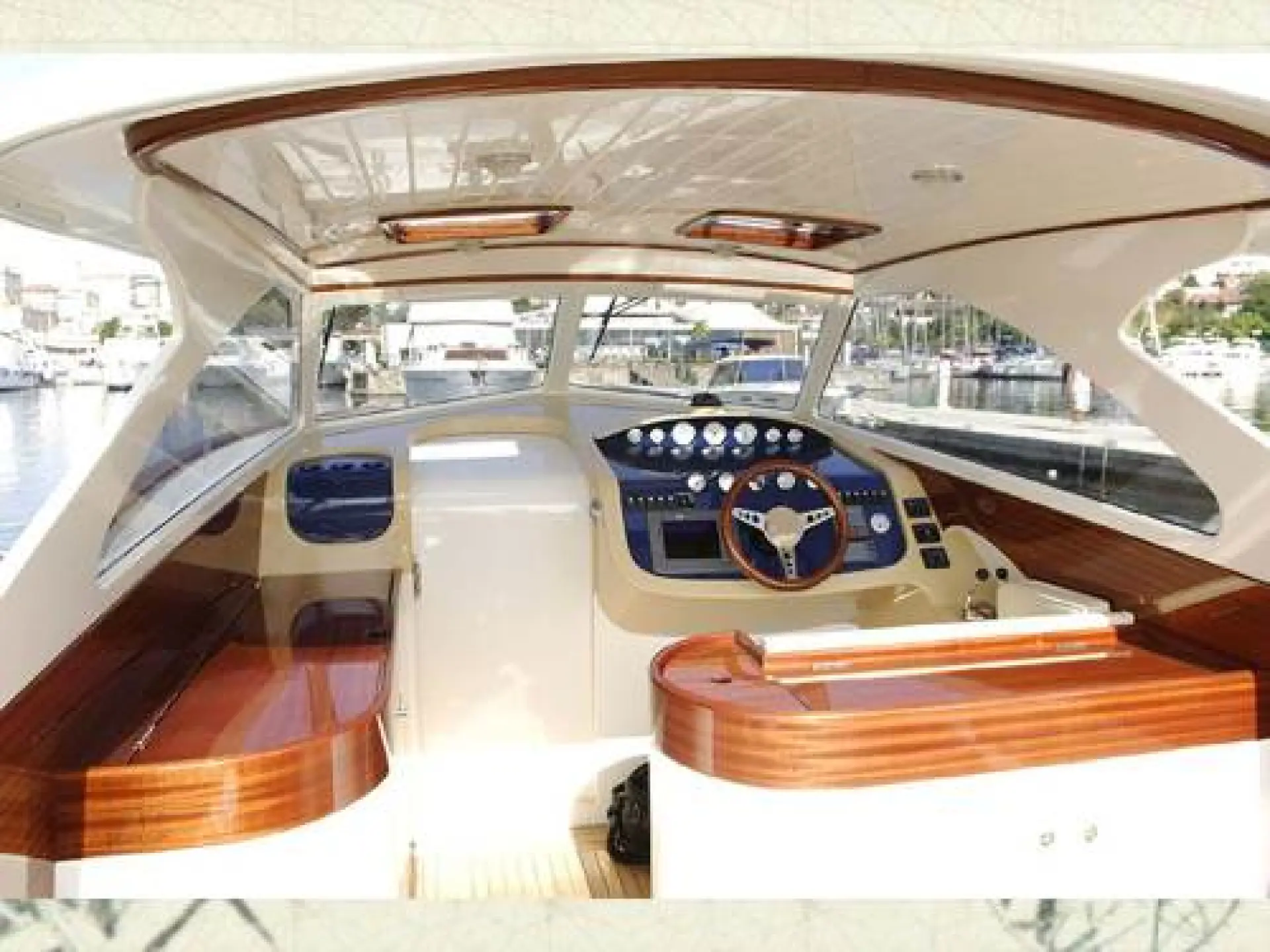 Grand Azur 33 Classic — 46/60