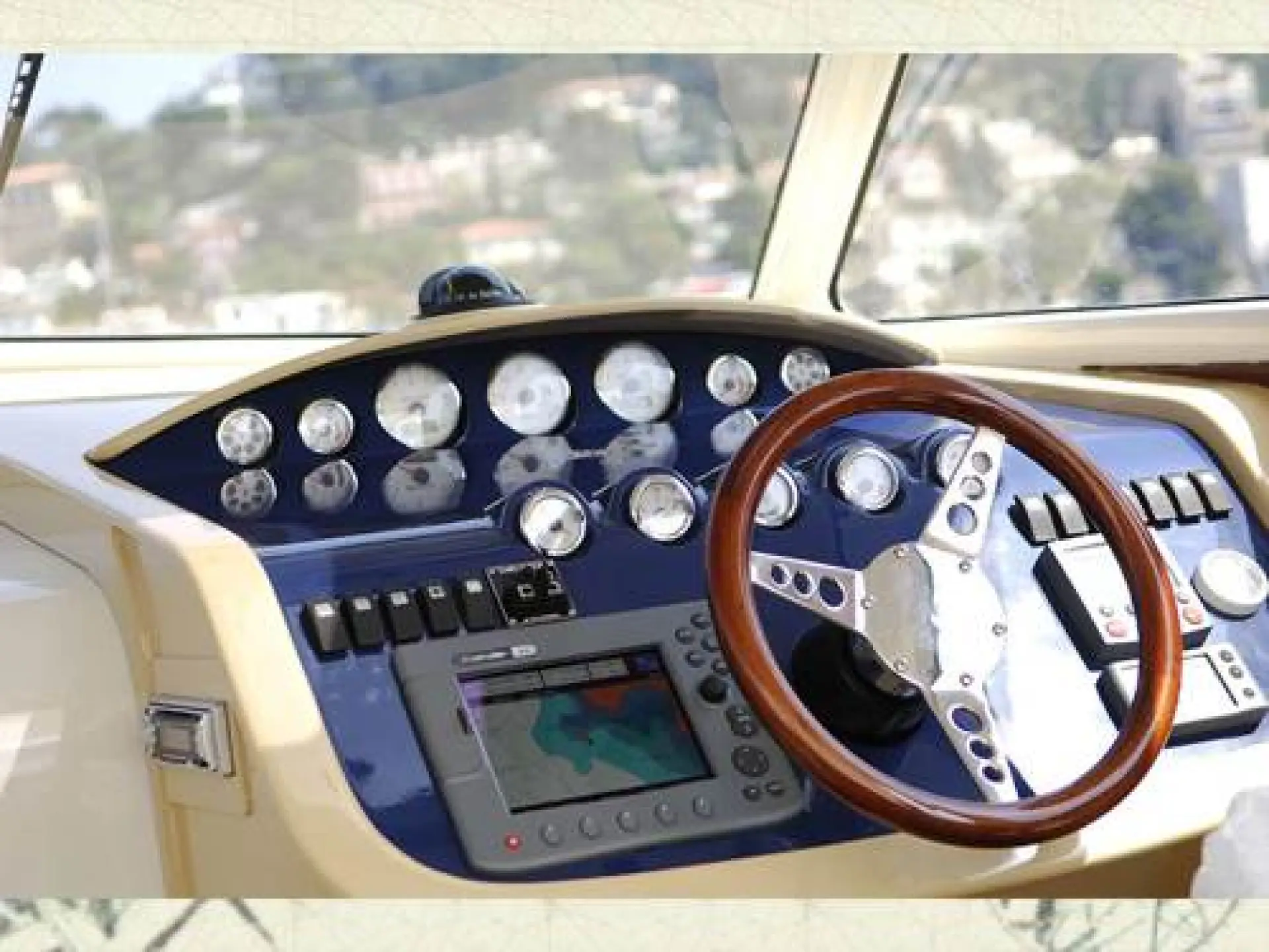 Grand Azur 33 Classic — 50/60